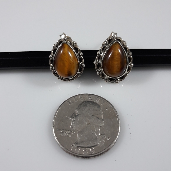 NEW! Handcrafted Tiger Eye Silver Earrings - Picture 4 of 5